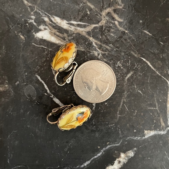 Pansy Viola Floral Clip Earrings - Picture 5 of 7